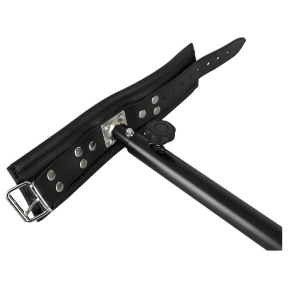 ZADO - Mali crni šipkasti razdvajač za noge